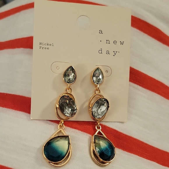 NWT A New Day Gold and Teal Dangle Earrings - Picture 2 of 5